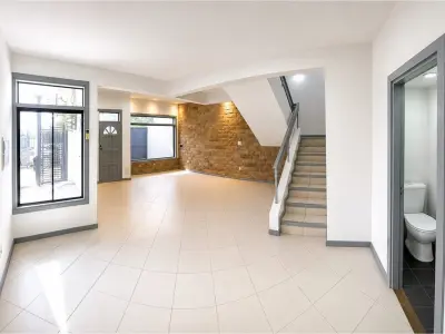Casa en venta en San Vicente, Asunción 4
