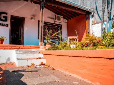 Casa en venta en San Vicente, Asunción 4