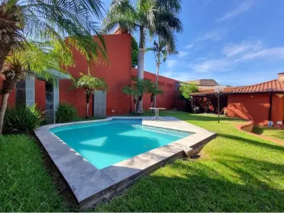 Casa en venta en San Vicente, Asunción 2