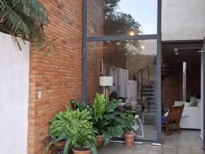 Casa à venda no Santa Ana, Assunção – 2 andares com garagem 2