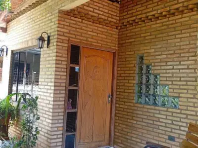 Casa en venta en Santa Ana, Ciudad del Este 3