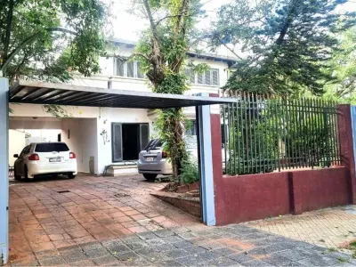 Casa en venta en Santa Librada, Asunción 4
