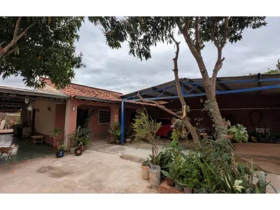 Casa à venda em Santa Librada, Capiatá 3