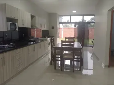 House for sale in Santo Domingo, Capiatá 3