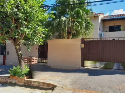 Casa en venta en Santo Domingo, Lambaré 2