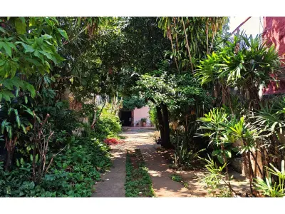 Casa en venta en Tacumbú, Asunción, con 5 dormitorios 4