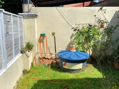 Casa en venta en Tres Bocas, Fernando de la Mora – 4 dormitorios 2