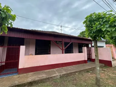 Casa à venda em Trinidad, Itapúa: 4 quartos e 3 banheiros 2