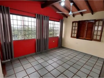 House for sale in Valle Apu'a I, Lambaré, 11 bedrooms 3