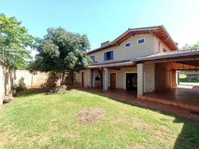 House for Sale in Villa Bancaria, Ciudad del Este 3