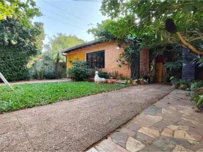 House for sale in Villa Elisa, Gloria María neighborhood 4