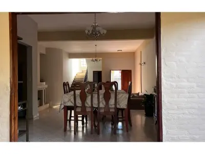 Casa à venda em Villa Elisa, Gloria María 3