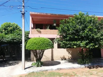 Casa à venda em Villa Elisa, bairro Gloria María 4