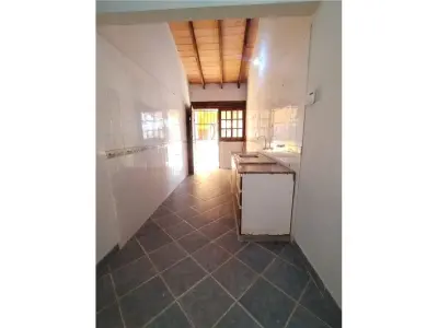 Casa à venda em Villa Elisa, Barrio Villa Bonita 4