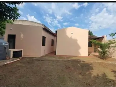 Casa à venda em Villa Elisa, Centro 4
