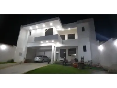 Casa à venda em Villa Elisa com 4 dormitórios 2