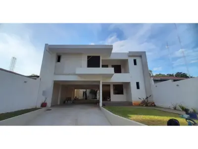 Casa à venda em Villa Elisa com 4 dormitórios 3