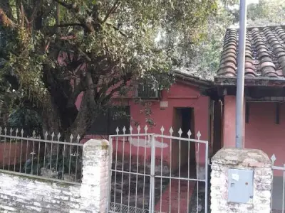 Casa à venda em Villa Florida com amplo terreno e quincho 2