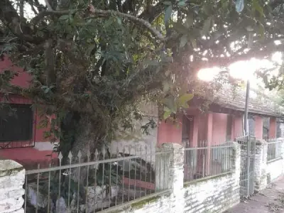 Casa à venda em Villa Florida com amplo terreno e quincho 3