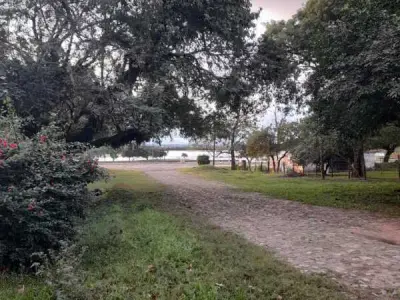 Casa à venda em Villa Florida com amplo terreno e quincho 4