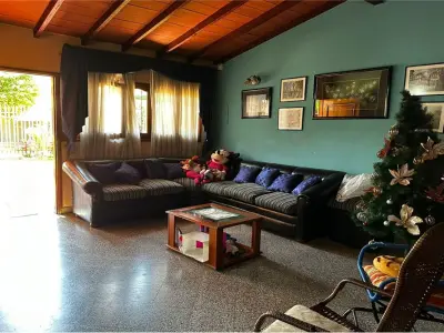 Casa en venta en Villa Universitaria, San Lorenzo 4