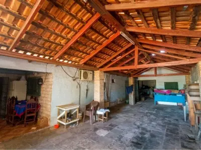 Casa en venta en Yataity, Capiatá, con salón comercial 4