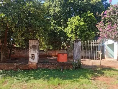 Casa en venta en Ybyraró, Capiatá, con 4 dormitorios 4
