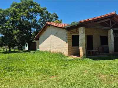 Casa en venta en Yka'a, Luque 4