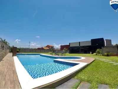 Casa à venda no Ytororó Country Club, Ypané 4