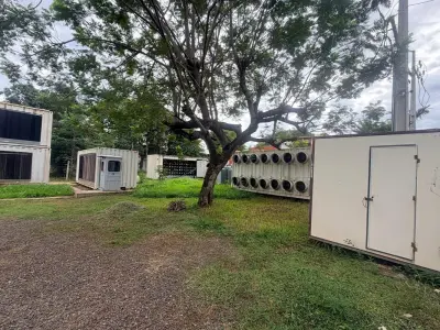 Casa en venta en Zárate Isla, Luque 3