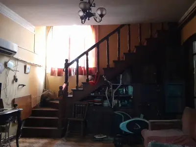 Casa en venta frente al Jardín Botánico en Santísima Trinidad, Asunción 3