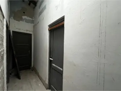 Casa en venta para renovar en Dr. Francia, Asunción 5