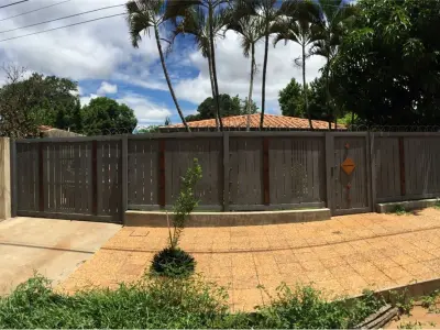 Casa à venda semimobiliada com piscina em San Lorenzo 4