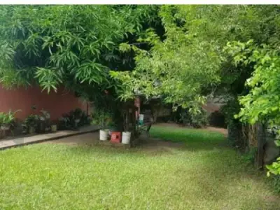 Casa à venda na Av. Santa Teresa, Assunção — 220 m² construídos 4