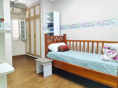 Casa à venda na Avda. Félix Bogado, Lambaré 3