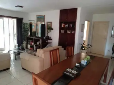 House for Sale on Pitiantuta Street, Solano López, Asunción 3