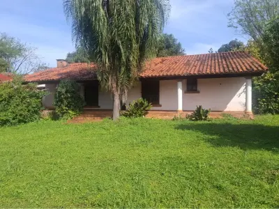 Casa de estilo colonial à venda em Ycuá Duré, Luque 2