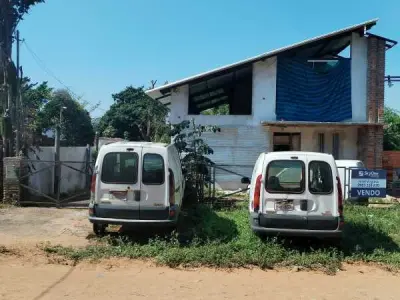 Casa moderna en construcción en venta en Luque, Central 2