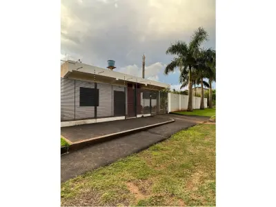 Casa moderna à venda com piscina em San Alfredo 2