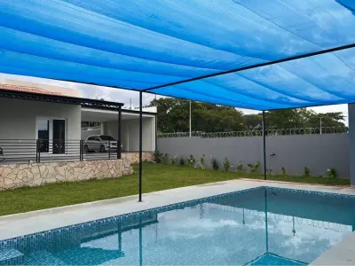 Modern house for sale in Caacupé with pool 3