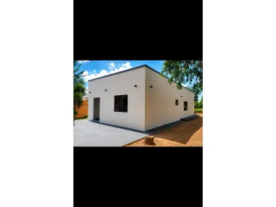 Casa moderna à venda em Doctor Juan León Mallorquín 3