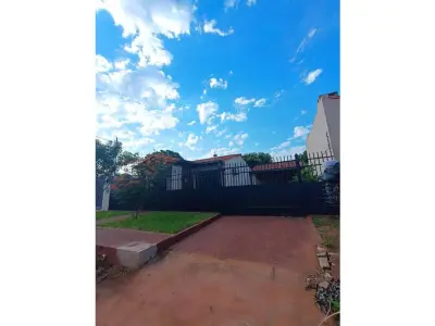 Casa moderna à venda em Isla Bogado, Luque 2