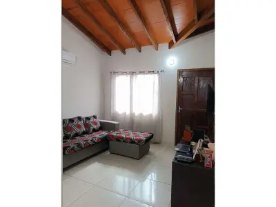 Casa moderna à venda em Isla Bogado, Luque 3
