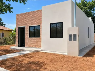 Modern house for sale in Limpio, Central 4