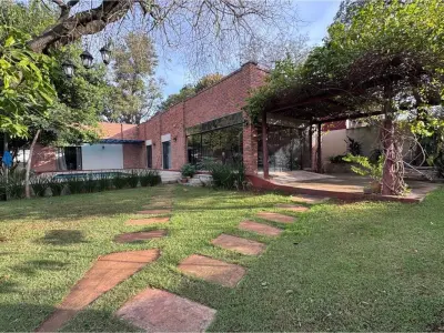 Casa moderna en venta en Villa Elisa, Central 3