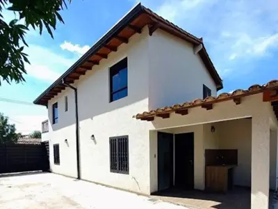 Brand-new 3-bedroom house for sale in downtown Limpio — two stories and a large yard 2