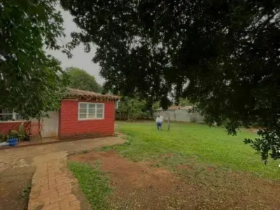 Casa para demoler en Barrio M, Capiatá – Terreno de 720 m² 3
