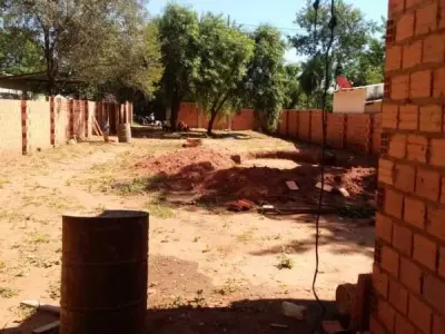 Casa de campo a concluir à venda em Cañada Garay, Luque 3