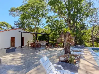 Casa de campo mobiliada para alugar em Atyra 4