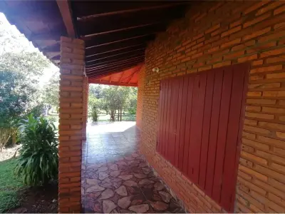 Casa quinta para alugar em Cambyretá, Itapúa 3